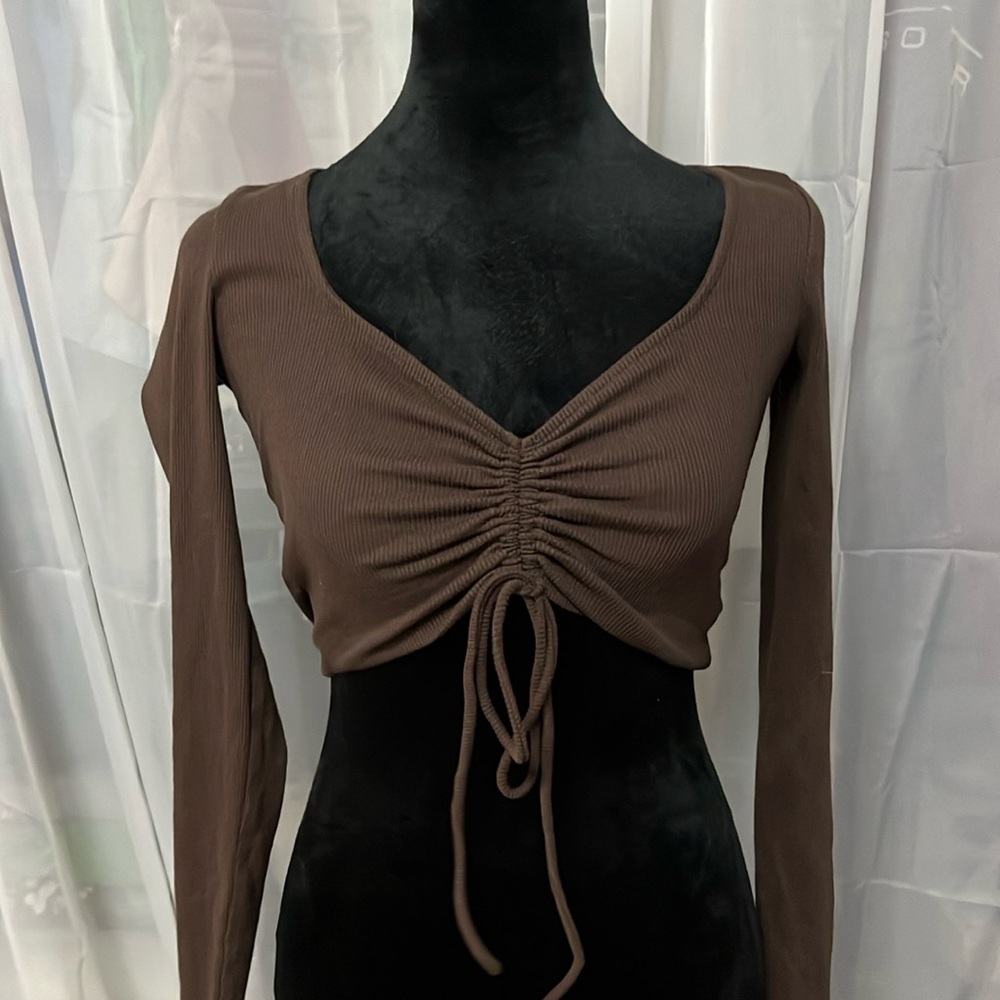 cropped long sleeve